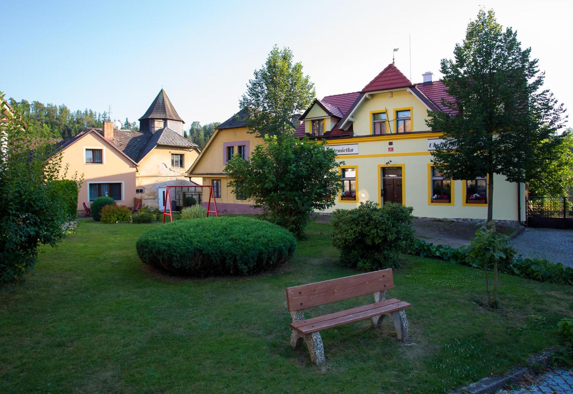 Penzion Ctrnactka Rataje nad Sázavou Exteriér fotografie