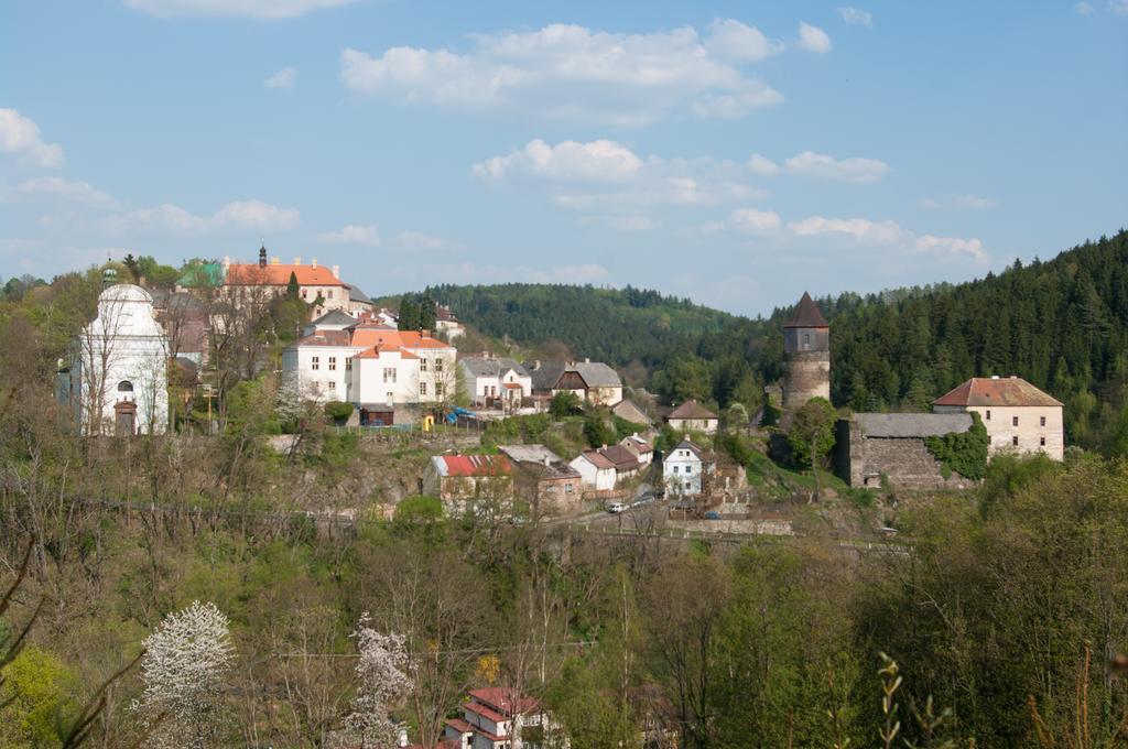 Penzion Ctrnactka Rataje nad Sázavou Exteriér fotografie